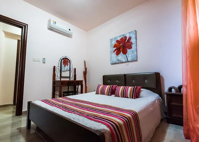 Luxury Villa Regina * Protaras